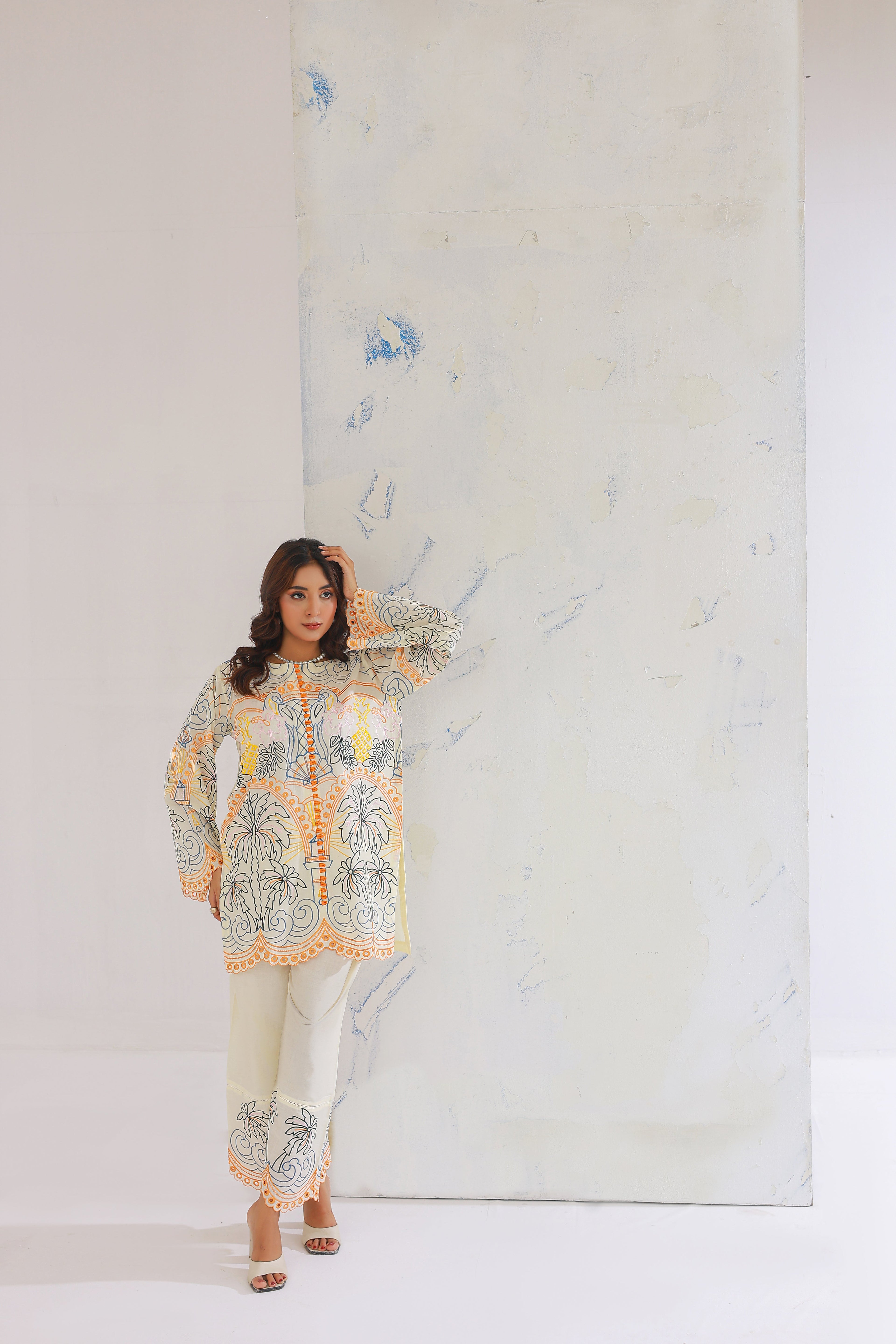 Daisy 2 Piece Lawn Ready To Wear