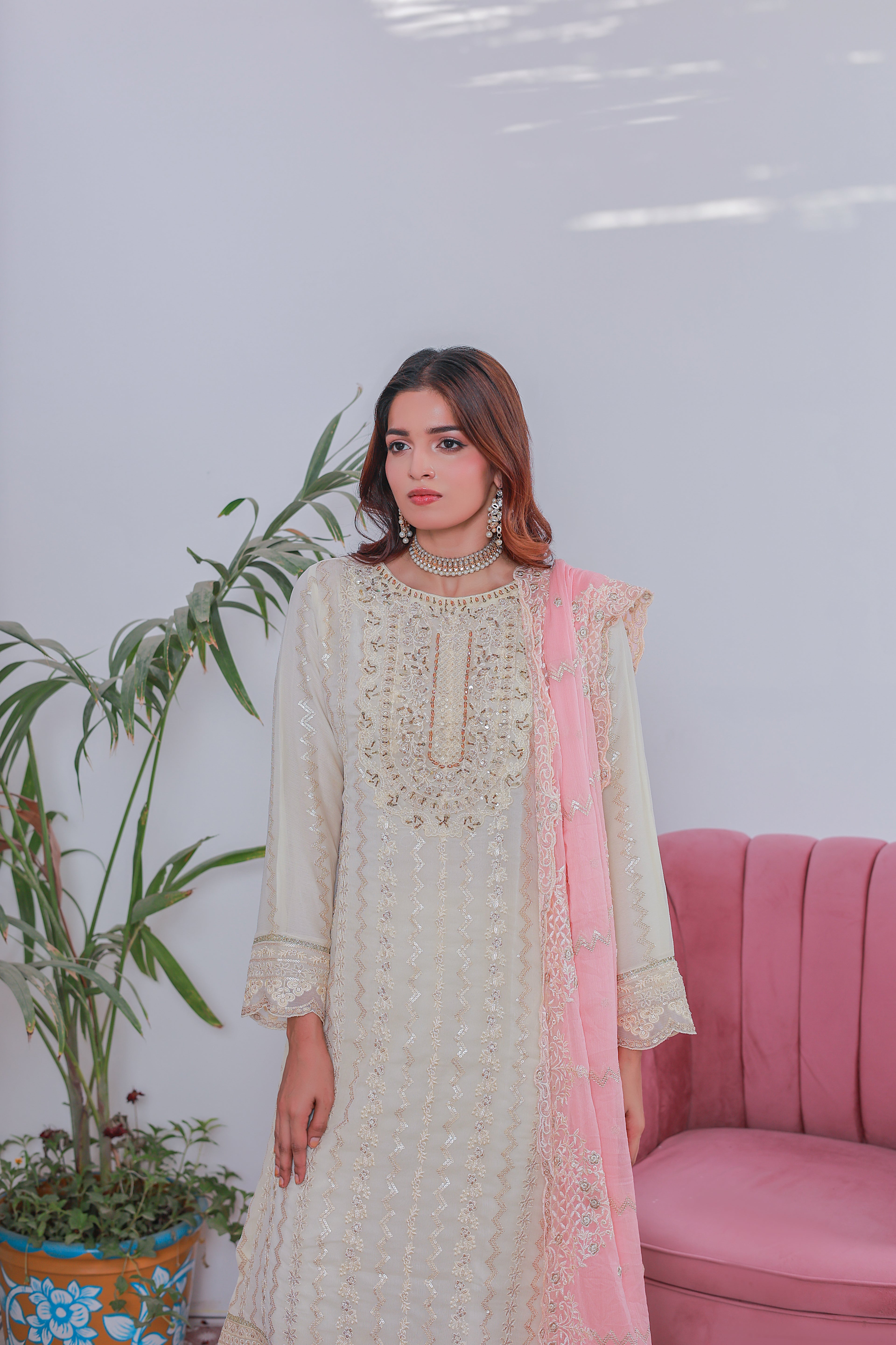 Mahpara 03-Piece Embroidered Pista Chiffon Suit